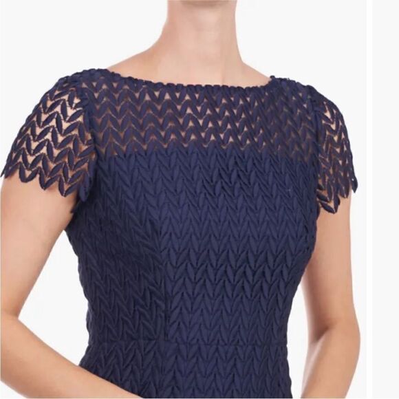 NWT Kay Unger Tatum Floral Lace Midi Cocktail dress
O9 - Picture 4 of 7